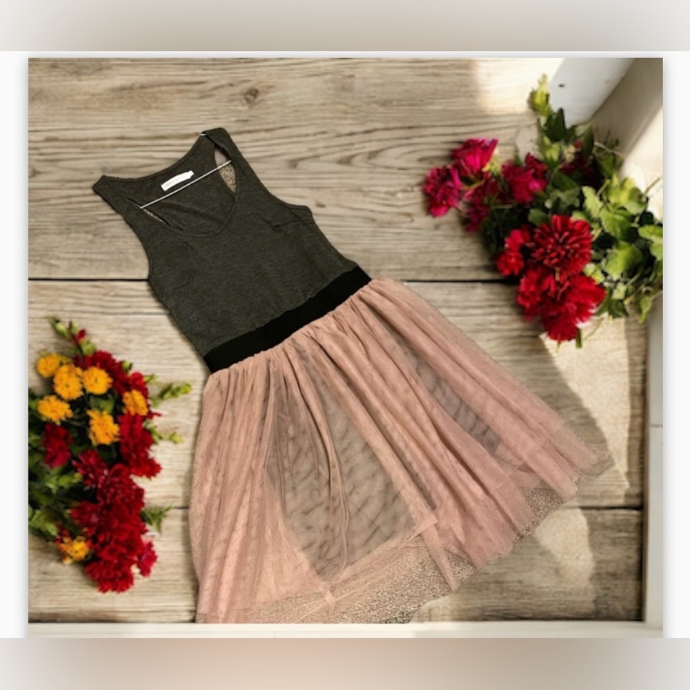 The Carrie Bradshaw Dress-Y2K-90’s- Layered Tank Dress-Tulle Skirt -NWOT-Sz S 🌸 - Picture 5 of 7